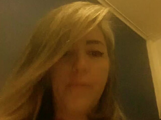 Vampora19777 Saturated brunette