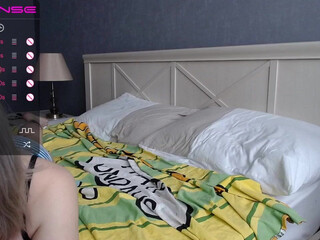 tinkissa passionate slut shows shaved holes