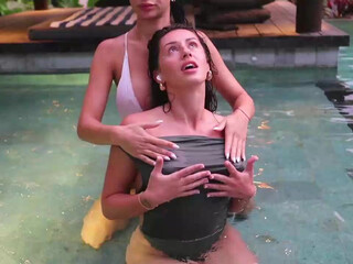 velvettangel Jan-29-2024 cute model show her bussines