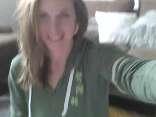 Cloverqueen21 Chaturbate Hot Thin Cam Chick 4/04/2024