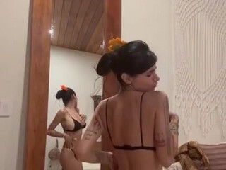 Mia Khalifa Onlyfans Online A Beauty 16-11-2025