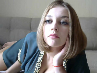 couple2twix  masturbating her appetising pussy