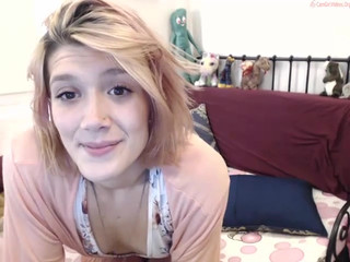 emilyandthemachine  Rubs her Clitoris patch Coquetry her Pussy