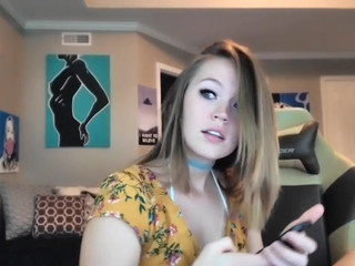 anabelleleigh  show 4th of June