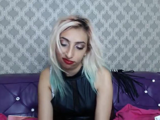 marrasmith  get orgasm in public webcam chat