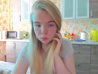 nikkishygirl  show 9th of December