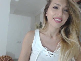 bibijolie  sweet webcam doll