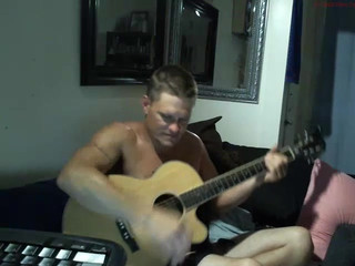 chat4fun17  Webcam streetwalker playacting with her damp pussy