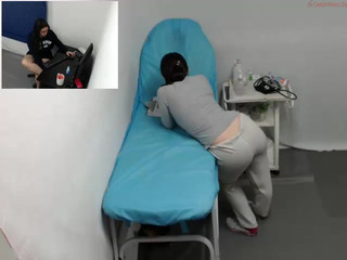 quinones_aqugust  Show her Beautiful Body