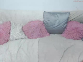 xxysexyxgirlxxy  7 February 2018