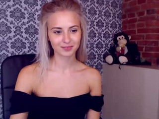 pand_ora1  dancing individual exhibit