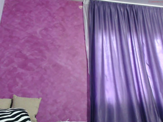 brunette_glam  show 13th of April