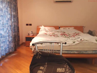 jayleekryss  make good webcam show in pvt for many tokens