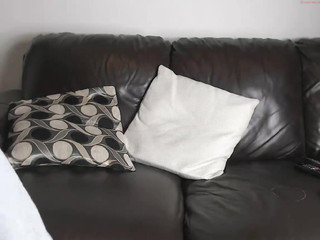 fuckbate20155  fucks pussy with toys