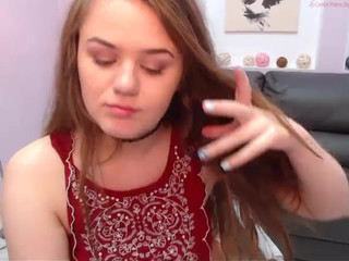 fiona_lee  Fingering before the camera