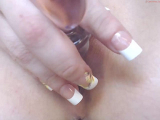 pavlovswhore  fingering pussycat on chaturbate