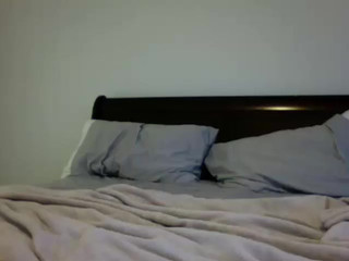 1hottasscouple  deep penetration in her pussy