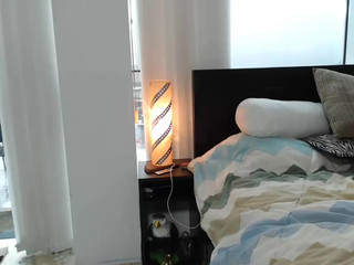 queen_chanel  naked webcam girl