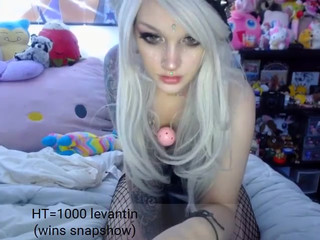 babymetal  Jerking her pussycat hole