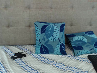 ivett_cute  gets cummed inside pussy