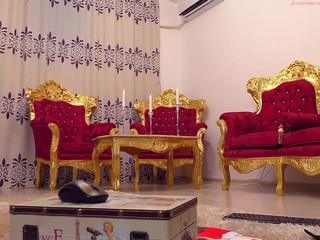 oksana100  webcam strip show