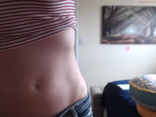 sunny_delight  ready to fuck her self any time in chat