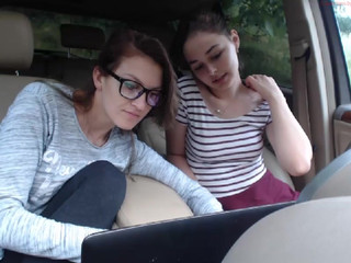 sweetsexangel  hooker masturbating on cam for you