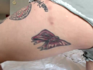 annabellpeaksxx  Caresses her shaved pussy