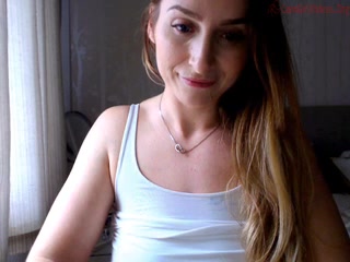 sarah_louise  masturbating in wet panties