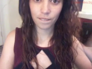 v_for_violet  Rubs her clit in pvt show