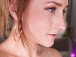 hannahjames710  best vibro orgasm in webcam hertory