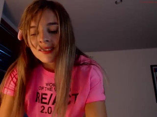 kendalltyler  hooker desires to screwing herself