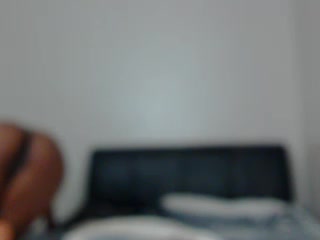 sugarkookieJerking her huge pussy hole