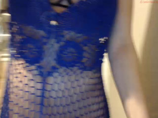 doll1face playing with a vibrator