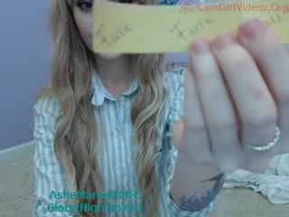 ashe_maree Savory lady caresses pussy with her finger