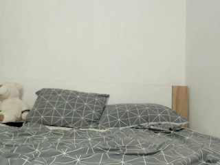 MisMJ Slender beauty caresses sex lips