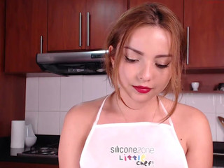 sexylittleval chaturbate