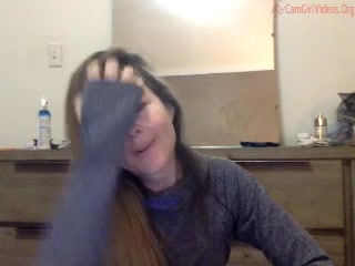 nicnevin_fae twirling nipples on big boobs