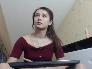 littlewetgf Sweet stuff jerking off with sex toys