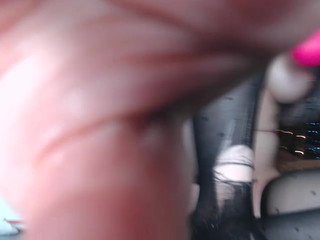 EliseLaurenne and her bed fun