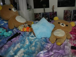 Lana_Rain Dark haired passion poses in lingerie