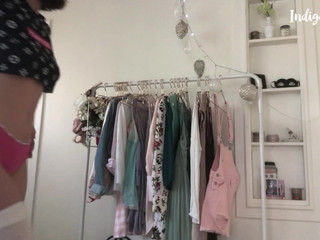 Indigowhite Gorgeous lady twirls big ass