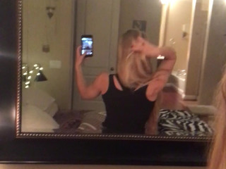 Nicole_Aniston Beautiful babe shows boobs