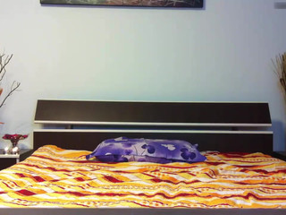 sensationowl Crazy slut gently pulls pussy