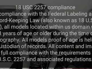 Bunnie Hughes Hot babenka fingering vibrator