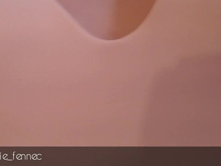 sophie_fennec A young queen fucks both holes