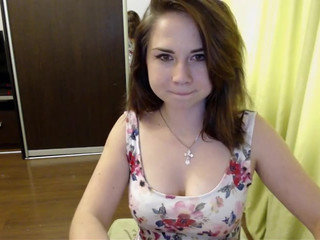 millagirlsexy Cute chick posing in lingerie