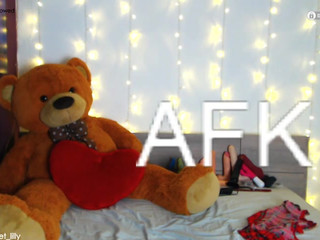 hot_wet_lilly Appetizing mare pulls pussy phallus