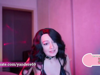 yandere69 Brunette in stockings shows shaved holes