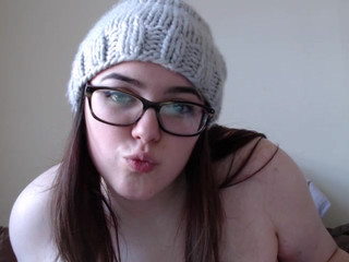 Ivymaedme Very small narrow cap